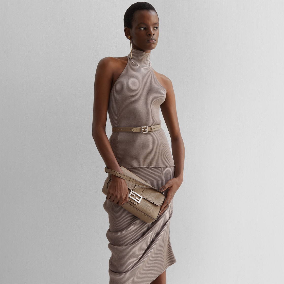 Baguette Medium 612 Hand-Sewn Topstitches - Image 6